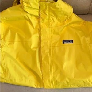Patagonia Rain Coat Size M